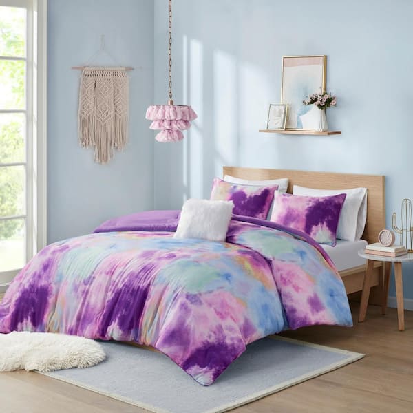 Intelligent Design Karissa 4-Piece Lavender King/Cal King Watercolor Tie Dye Printed Polyester Comforter Set with Throw Pillow