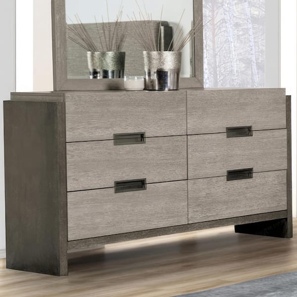 Furniture of America Yasgard 6-Drawer Solid Wood Dresser in Gray