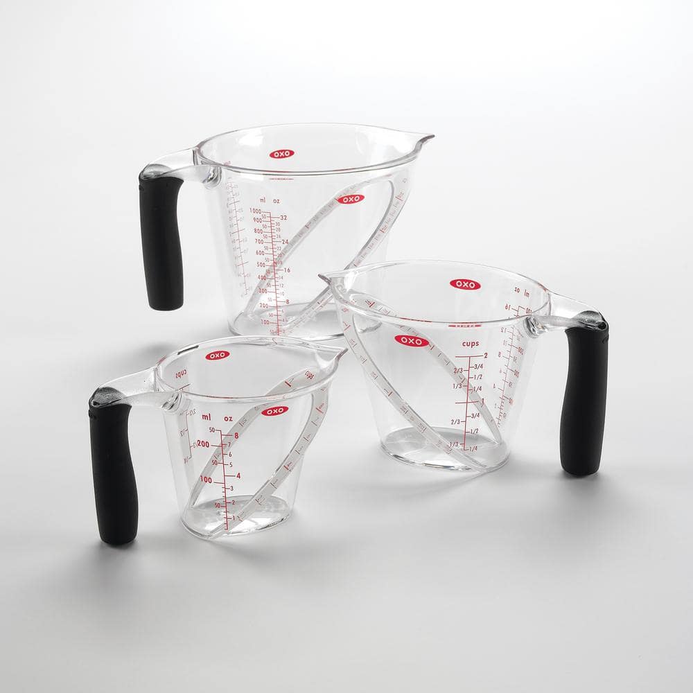 Clear Plastic Angled Measuring Cup Set with Black Handles