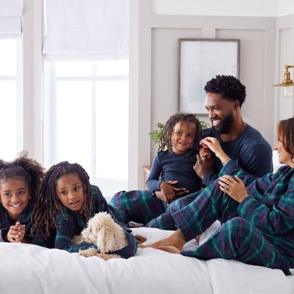 The Company Store Company Cotton Family Flannel Holiday Plaid Kids Toddler  4T Navy Multi Solid Top Pajama Set 60016 - The Home Depot