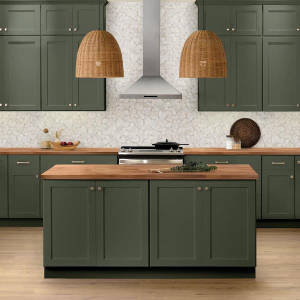 Avondale 15 in. W x 30 in. H Wall Cabinet Decorative End Panel in Fern Green