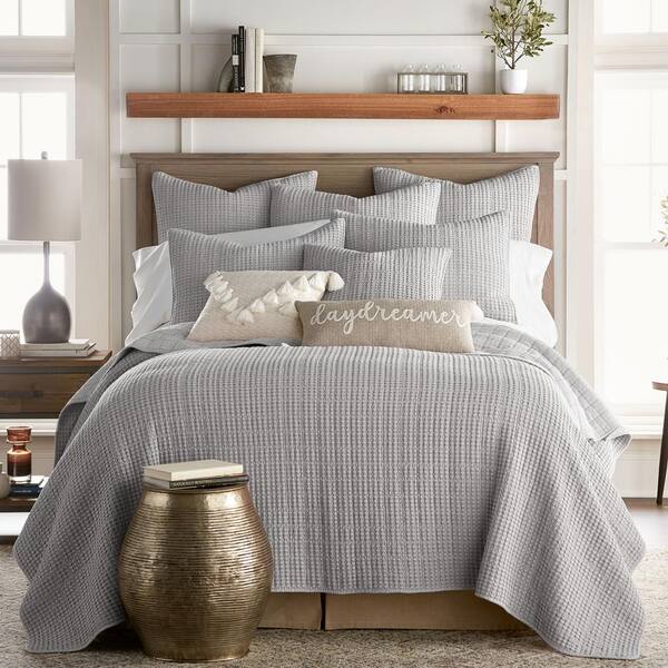 Levtex Home Mills Waffle Grey 3-Piece Grey Solid Cotton King/Cal King Quilt Set
