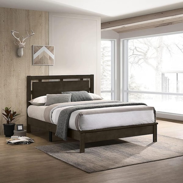 NEW CLASSIC HOME FURNISHINGS New Classic Furniture Gemini Gray Wood Frame Queen Panel Bed