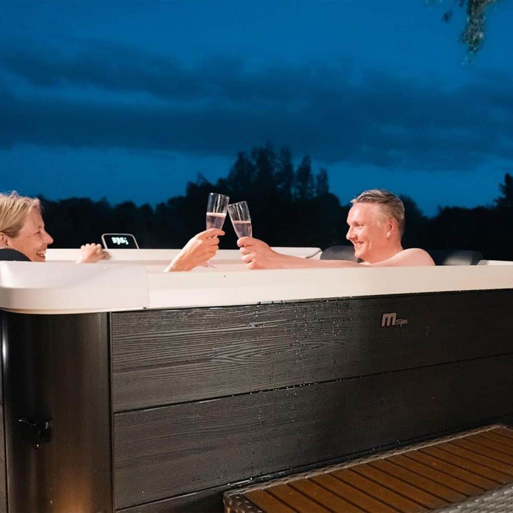 Oslo 6-Person Square Black and White Hydro Massage Hot Tub