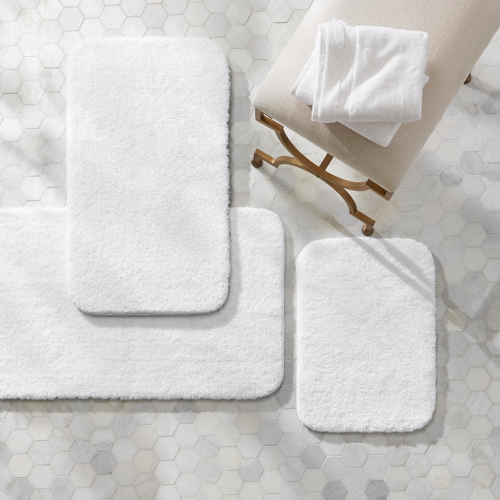 Pure White 34" x 20" Nylon Bath Rug with Latex Backing