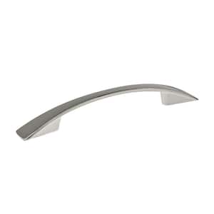 Silverthorn Collection 3 3/4 in. (96 mm) Polished Nickel Modern Cabinet Arch Pull
