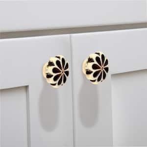 Crafted 1-1/3 in.(34 mm) Cream Cabinet Knob