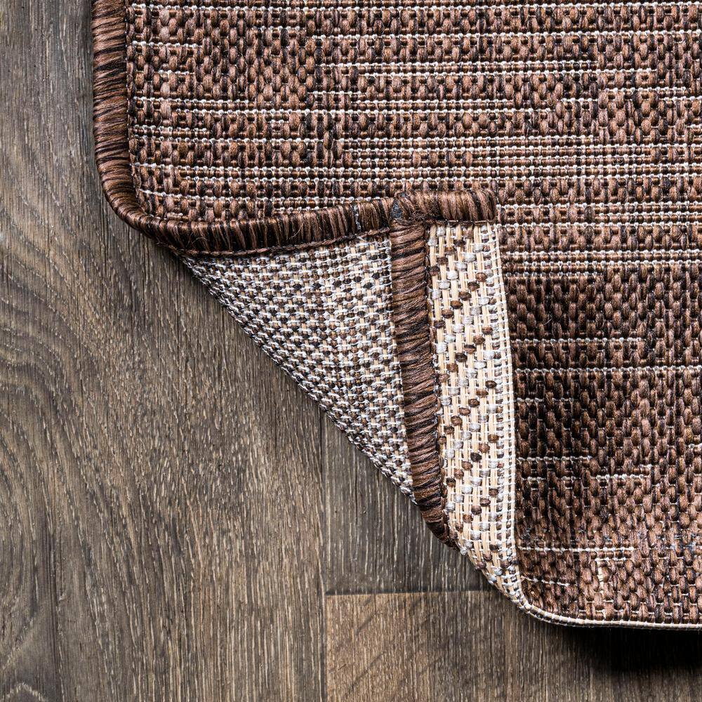 Modern Strie Brown/Beige 8' x 10' Synthetic Reversible Area Rug