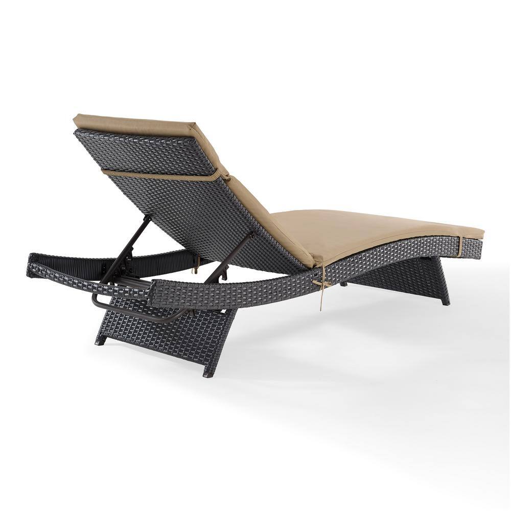 Biscayne Mocha Cushioned Outdoor Chaise Lounger in Dark Brown