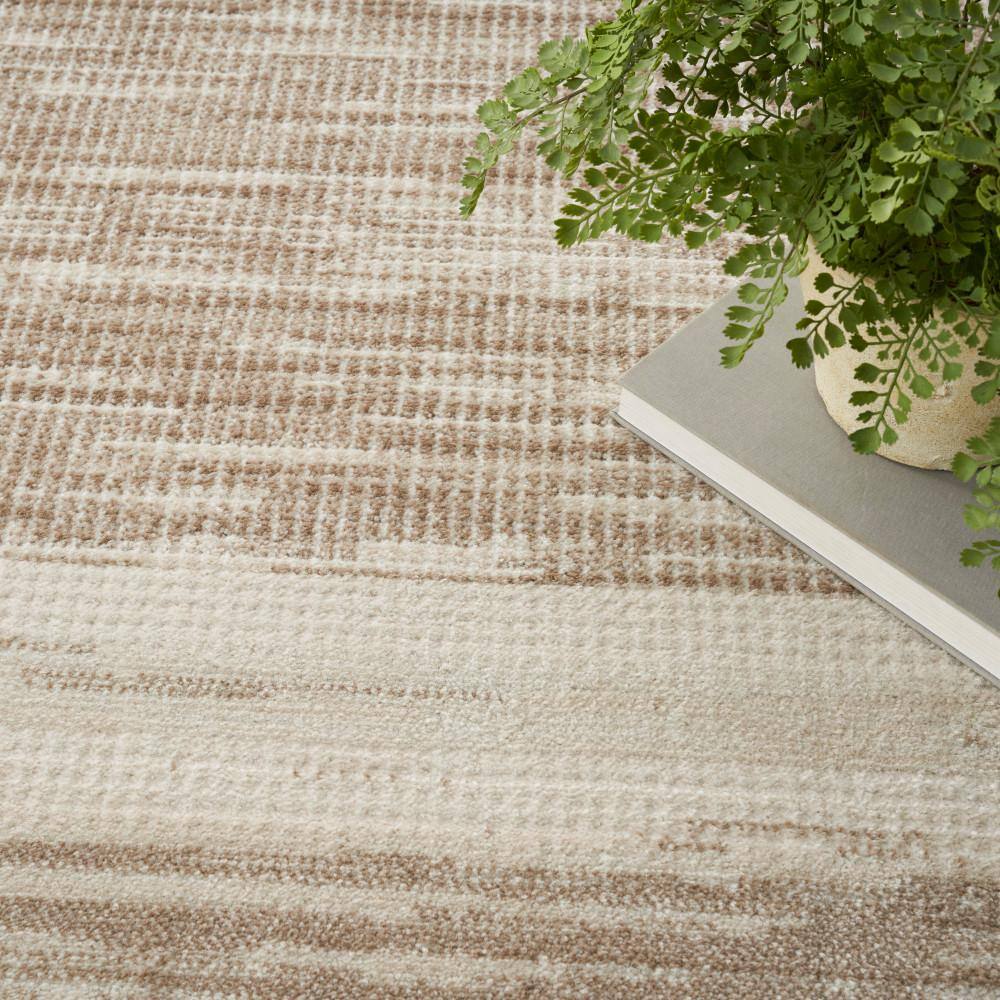 Mocha Ivory Geometric Synthetic 5' x 7' Area Rug