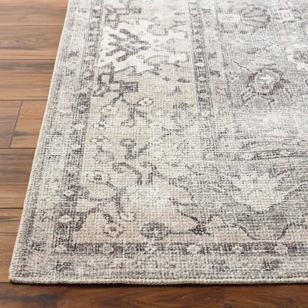 Davina Vintage-Style Floral Motif Area Rug in London Fog, 6'7" x 9'