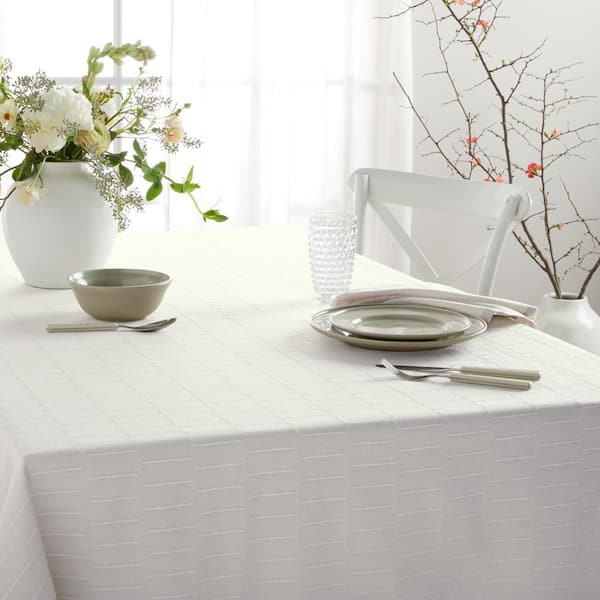 Tablecloth & Napkins Bundle: Tablecloth 100 x 60 in. and Cloth Napkins Set of 4