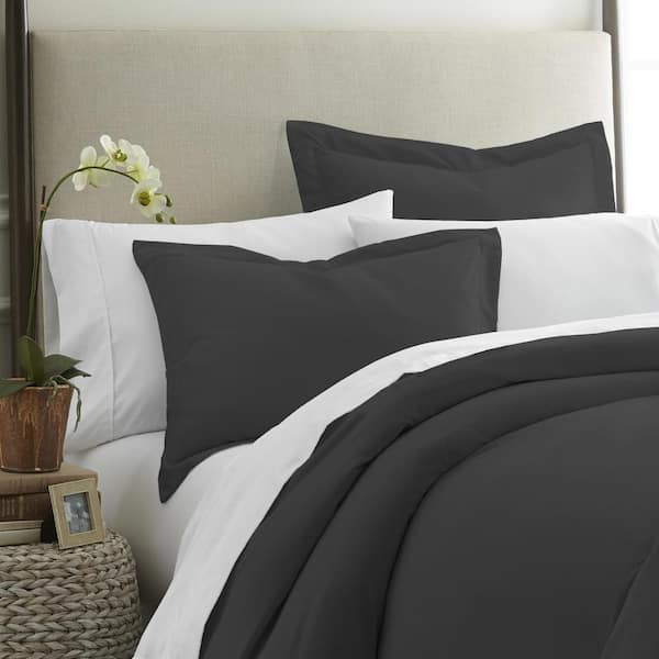 Becky Cameron Performance 2-Piece Black Standard Pillow Sham Set