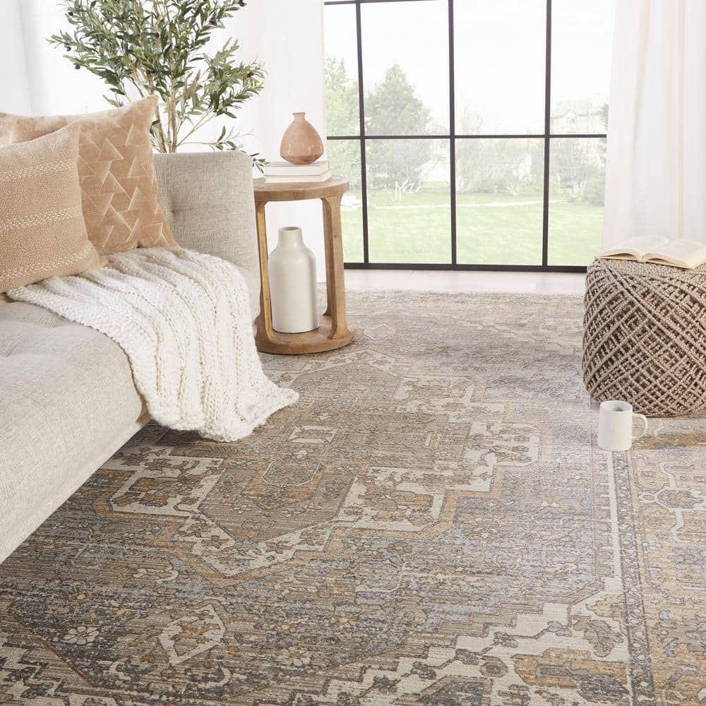 En Blanc Vintage-Inspired Medallion 9'x13' Gray Area Rug