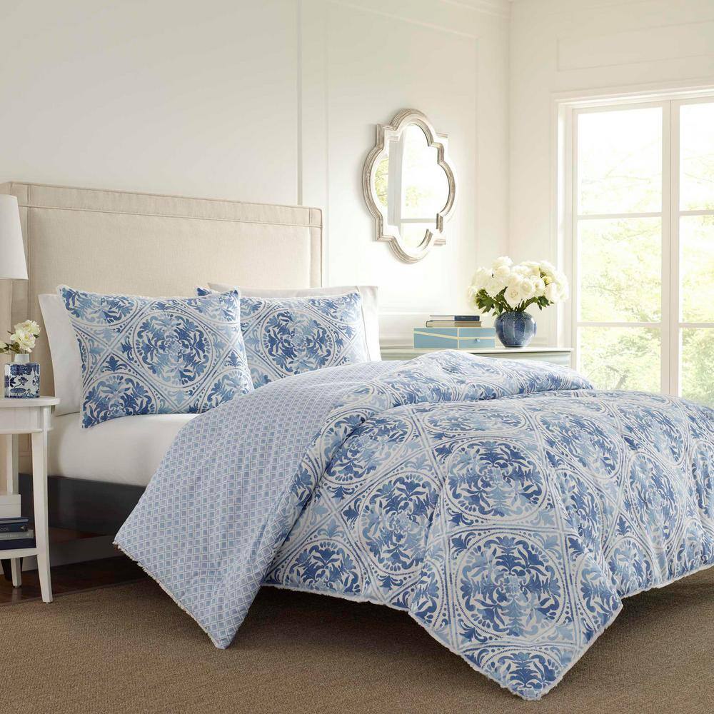 Laura Ashley Mila 3-Piece Blue Floral Cotton King Comforter Set - 2