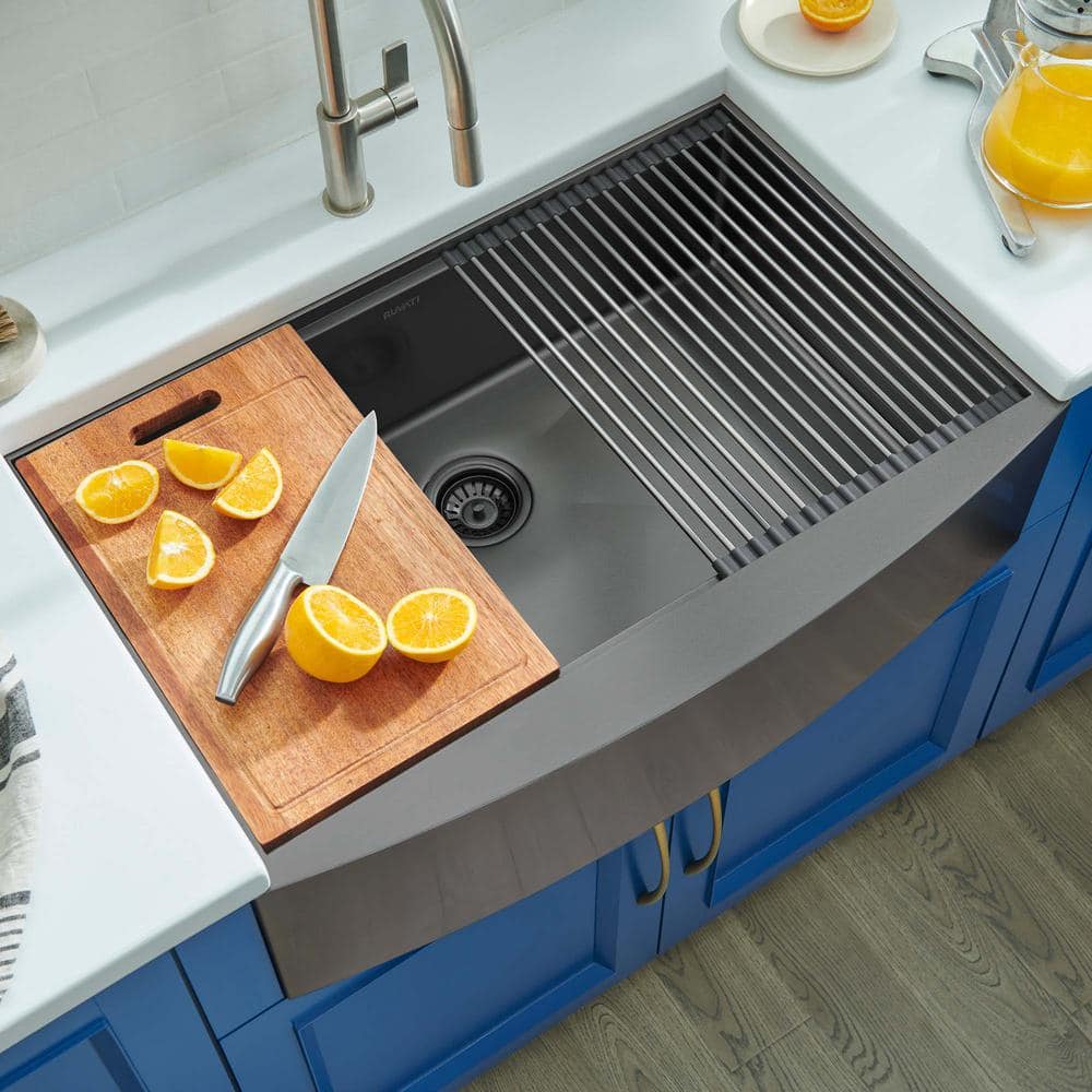 Gunmetal Matte Black 30" Stainless Steel Farmhouse Sink with Accessories