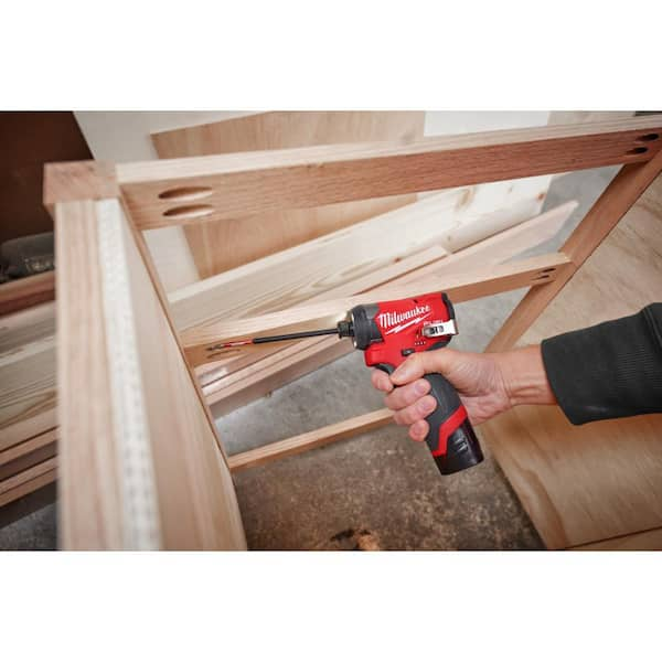 Milwaukee M12 FUEL 12-Volt Lithium-Ion Cordless Jig Saw with M12 REDLITHIUM  HIGH OUTPUT CP2.5 Battery Pack 2545-20-48-11-2425 - The Home Depot