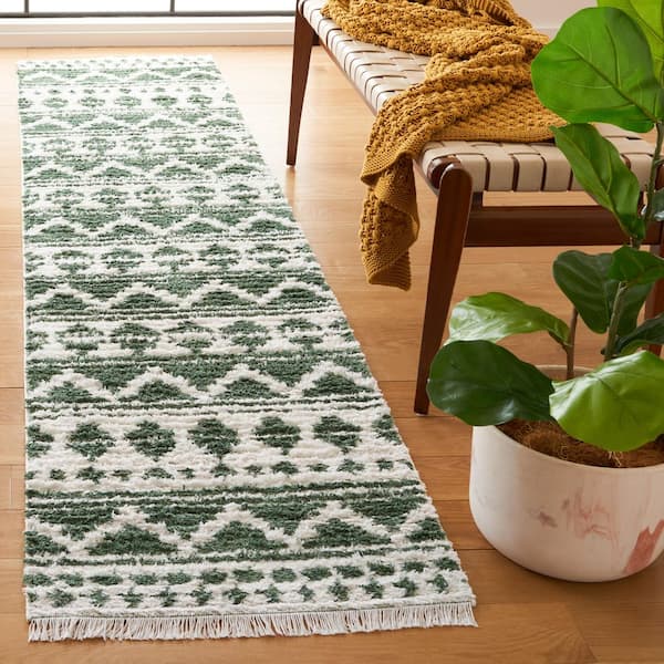 Augustine 2 ft. x 9 Green/Ivory Geometric Runner Rug