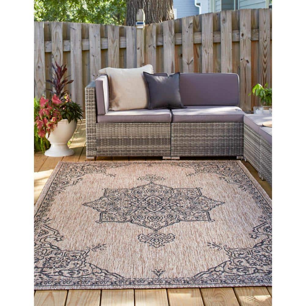 Beige and Black Rectangular Outdoor Synthetic Rug, 9' x 12'