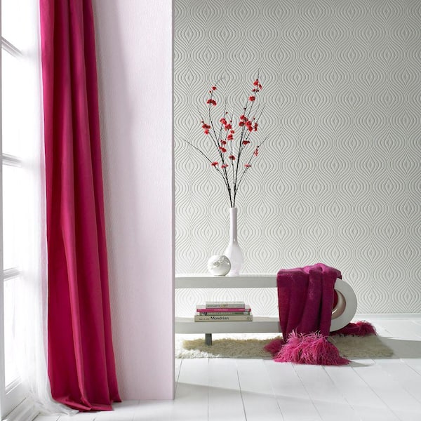 Curvy White Paintable Wallpaper