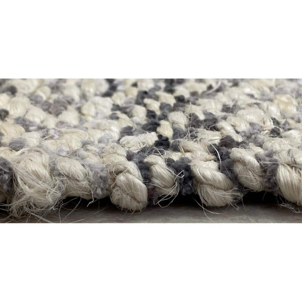 Hand-Woven Geometric Gray and Natural Jute 2x5 Area Rug