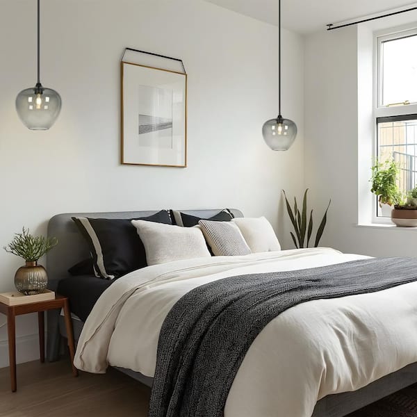Modern 1-light Black Pendant Light, Industrial Island Lamp with Smoke Glass Shade for Dining Room, Bedroom