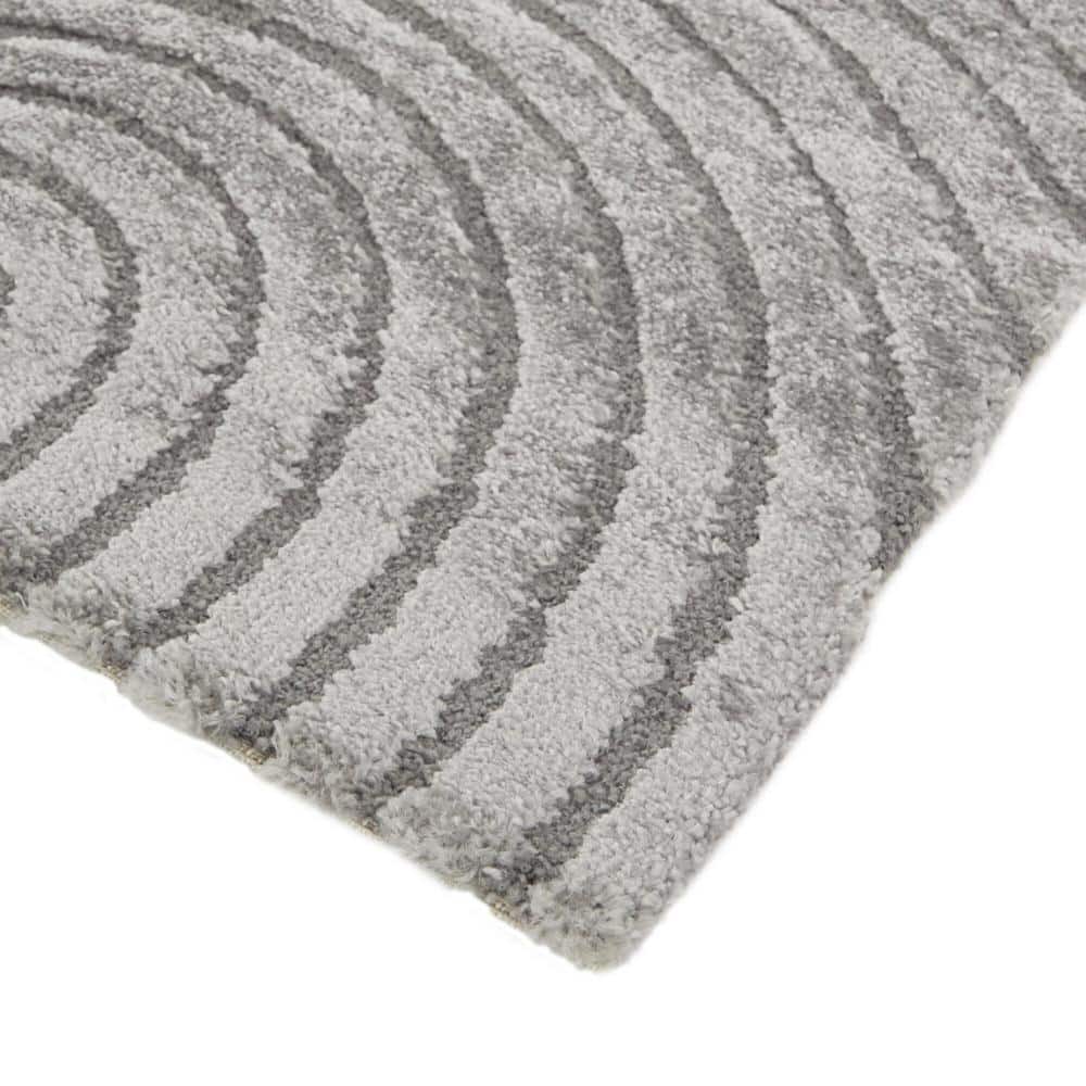 Gray Geometric Patterned Washable Synthetic Area Rug