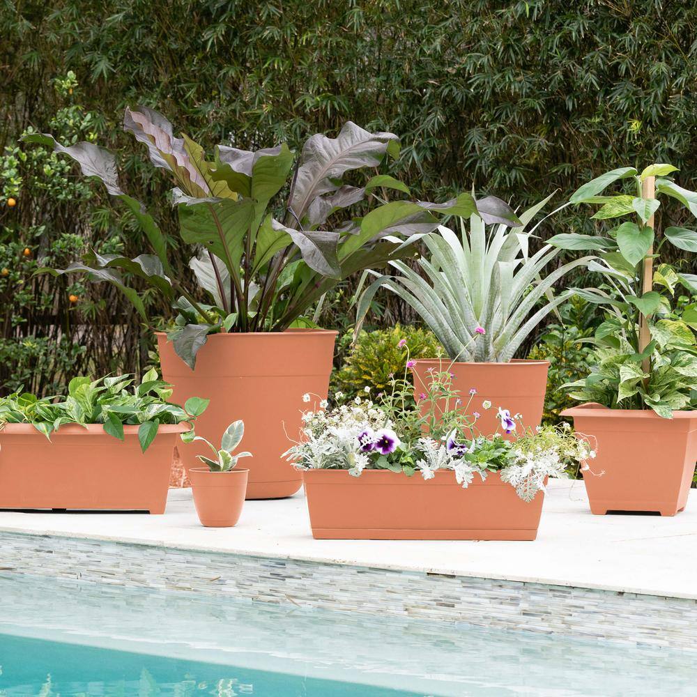 Dayton Coral Recycled Plastic Deck Box Planter