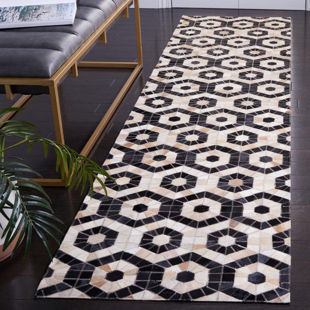 Handmade Black and Beige Geometric Cowhide Runner Rug