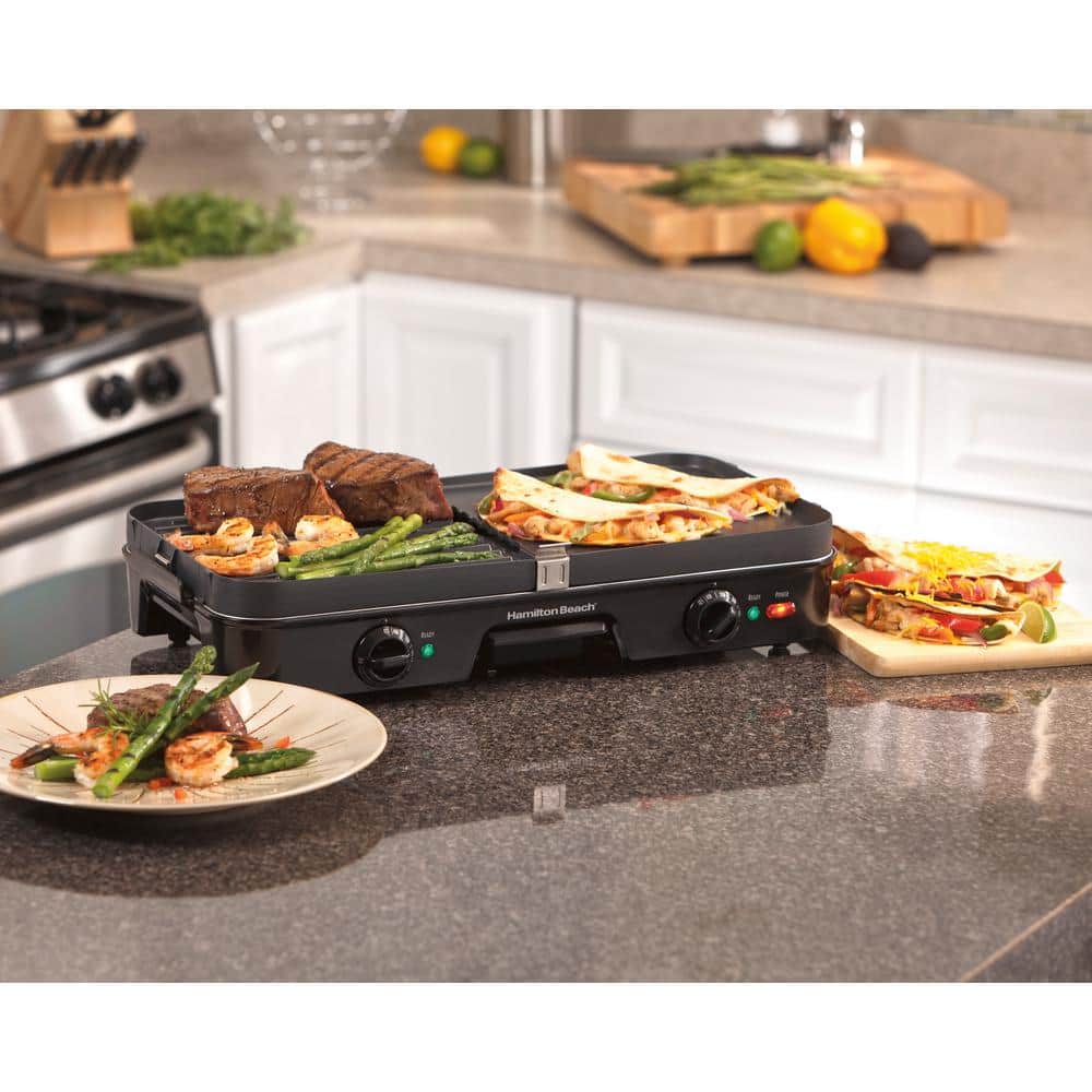 Versatile Dual-Zone Black Electric Grill/Griddle Combo