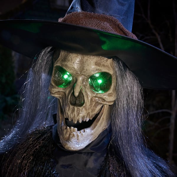 Home Accents Holiday 7 FT Wicked Woods Animated LED Macabre Witch