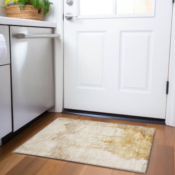 Chantille Machine Washable Indoor/Outdoor Abstract ACN1791 Gold 2 ft. x 3 ft. Accent Rug