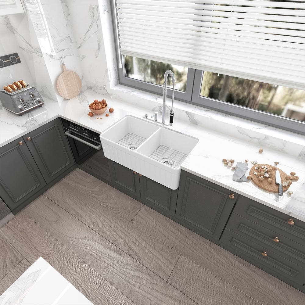 Sinber 33'' White Fireclay Farmhouse Double Bowl Kitchen Sink