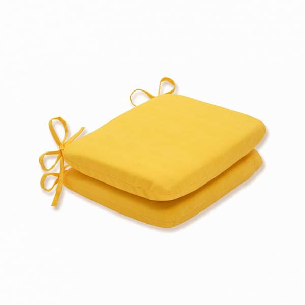 Pillow Perfect Solid 18.5 in. x 15.5 in. Outdoor Dining Chair Cushion in Yellow (Set of 2)
