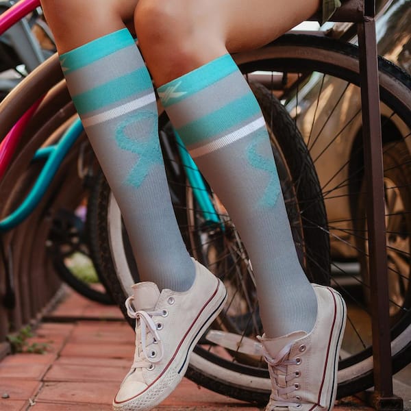 EXTREME FIT Ovarian Cancer Awareness Knee High Compression Socks-L  (3-Pairs) EF-3HERCS-L - The Home Depot