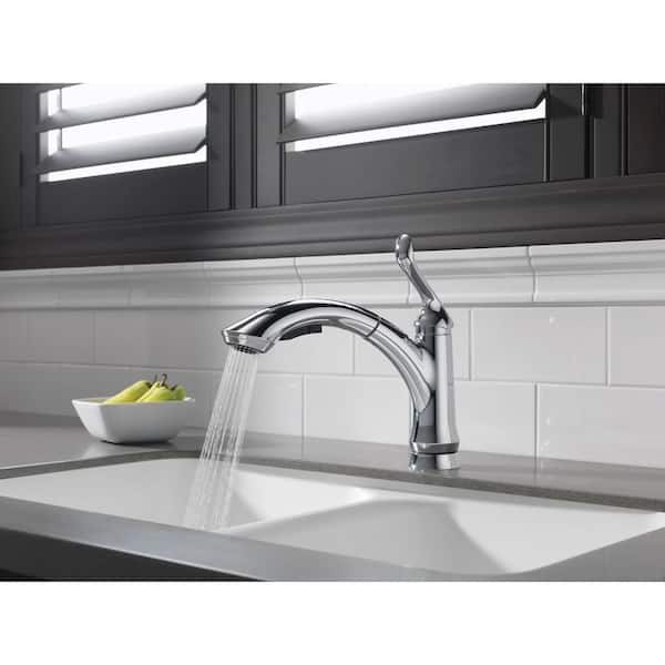 https://images.thdstatic.com/productImages/95c8d5f5-4507-440e-aa78-af27c38bd42a/svn/chrome-delta-pull-out-kitchen-faucets-4353-dst-1d_600.jpg