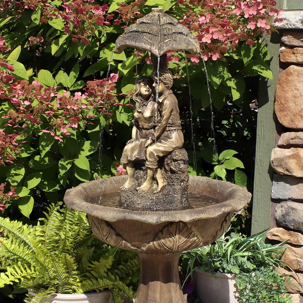 Brown Polyresin Solar Powered Lovers Umbrella Water Fountain with LED Lights