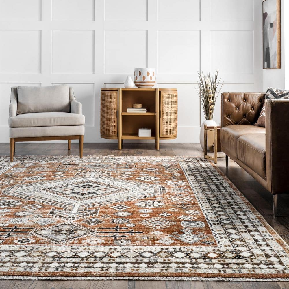 Vanesa Rust Medallion Synthetic 4' x 6' Area Rug