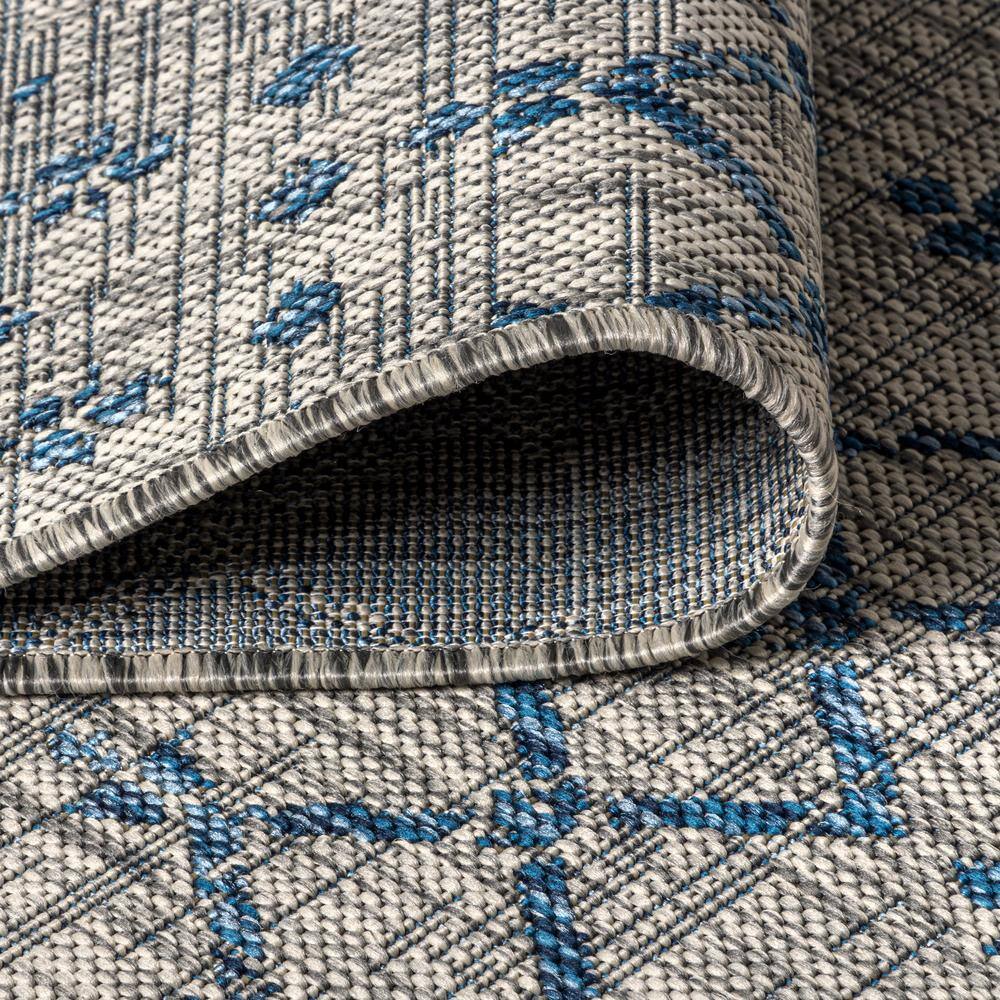 Light Gray and Navy Square Synthetic Geometric Area Rug