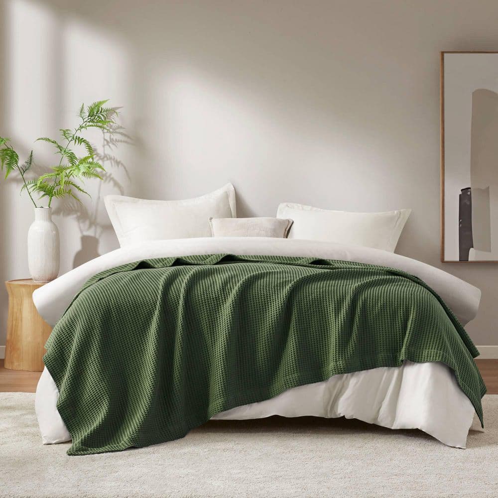 Madison Park Waffle Weave Olive Green Cotton Twin Woven Blanket