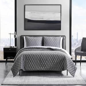 Diamond Velvet 3-Piece Charcoal Gray Solid Knit Polyester King Quilt Set