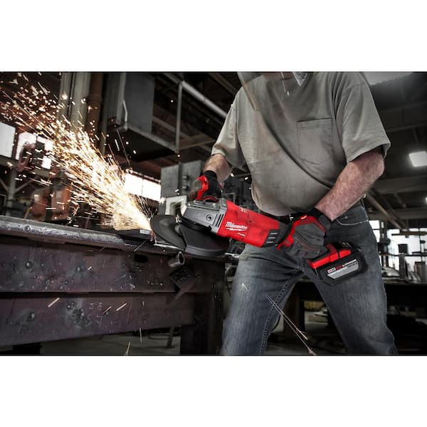 M18 FUEL 18-Volt Lithium-Ion Brushless Cordless 7/9 in. Grinder Kit W/ (1) 12.0Ah Battery, Bag & Rapid Charger M18 FUEL 18-Volt Lithium-Ion Brushless Cordless 7/9 in. Grinder Kit W/ (1) 12.0Ah Battery, Bag & Rapid Charger