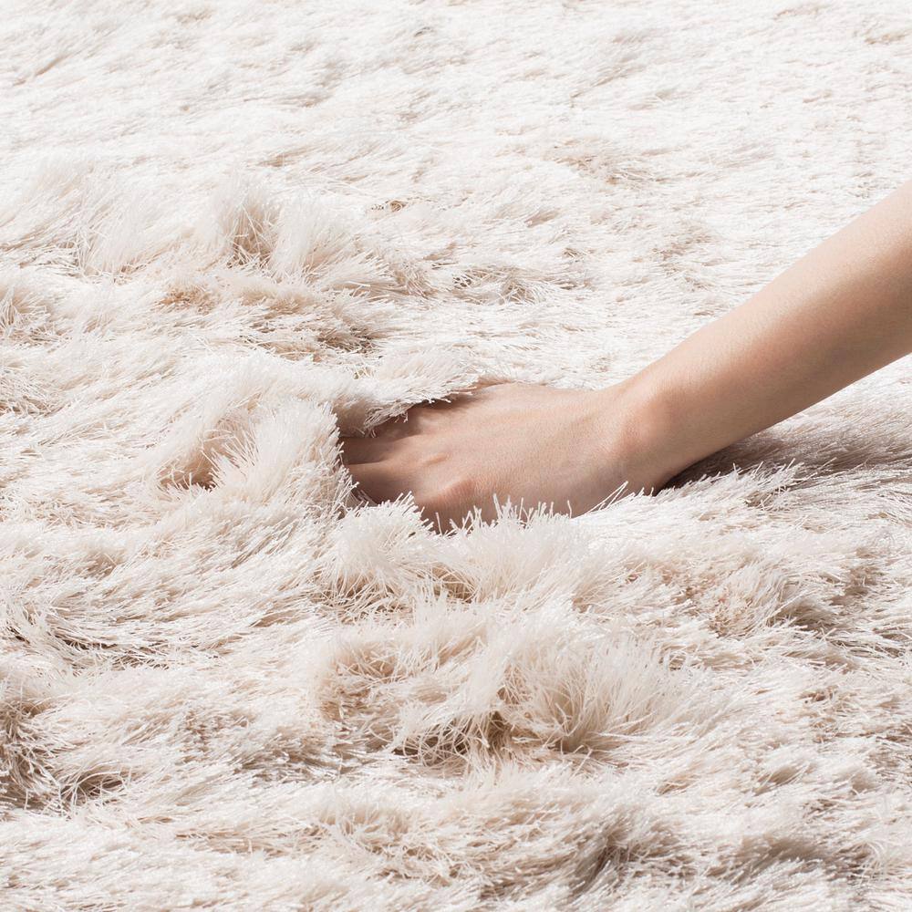 Ivory 8' x 10' Hand-Tufted Shag Area Rug