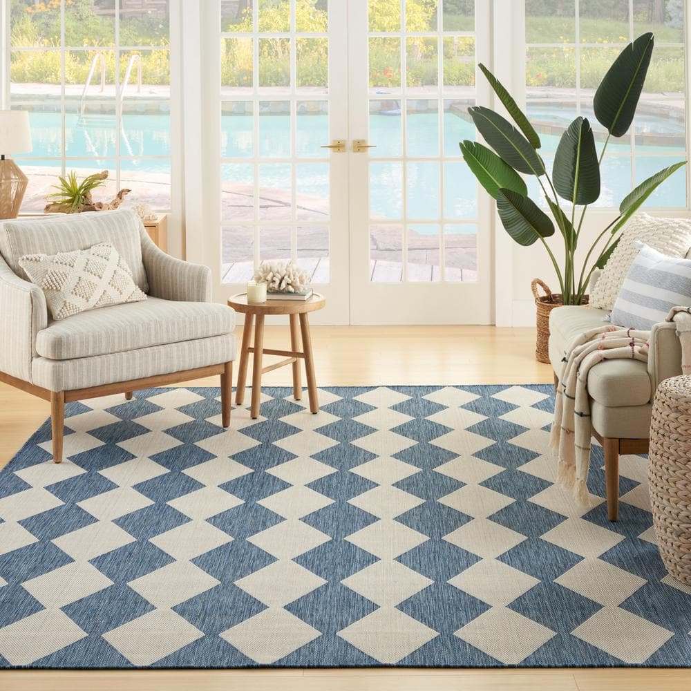 Navy Blue Diamond Pattern 6' x 9' Outdoor Rug