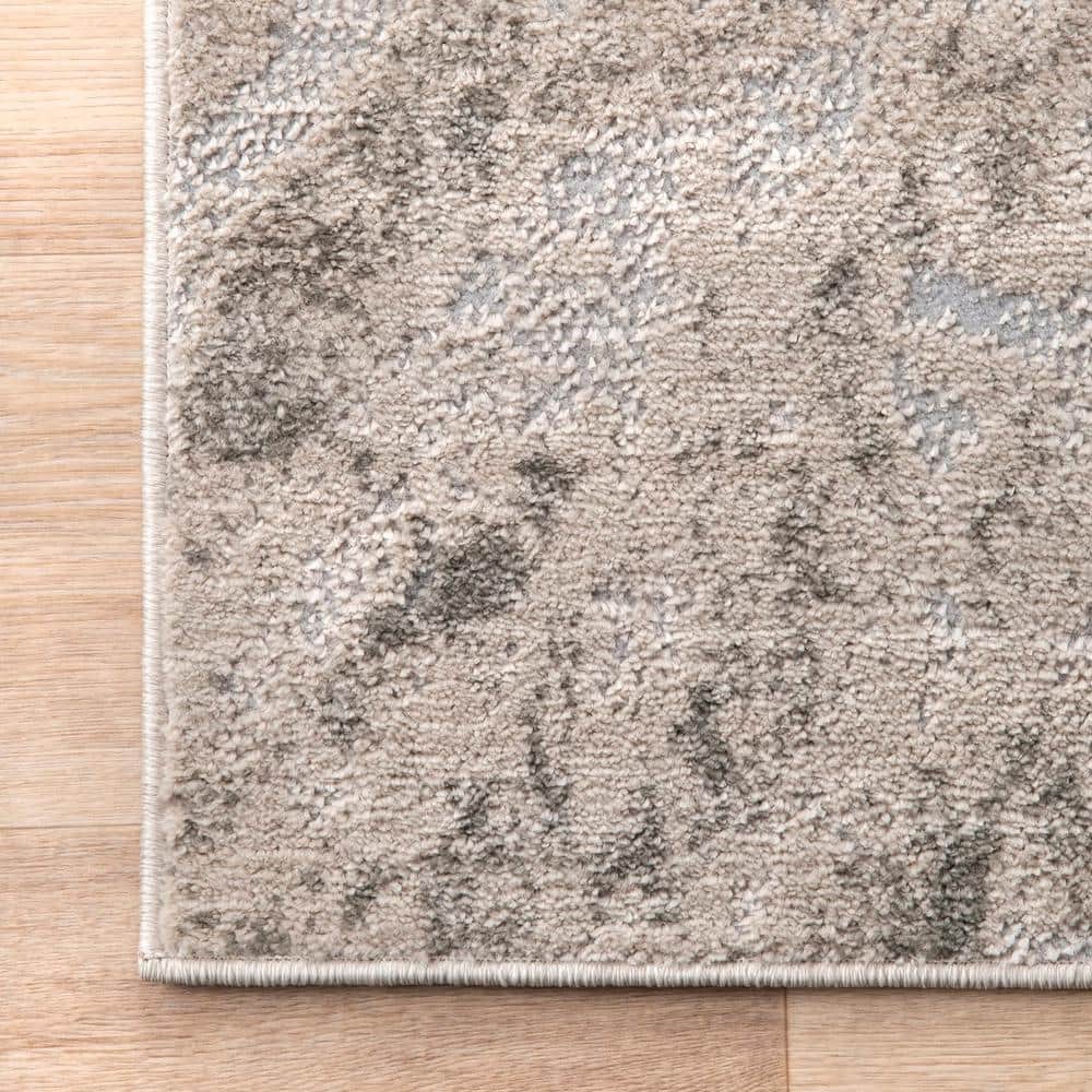 Silver and Beige Abstract Rectangular Synthetic Area Rug 6' x 9'
