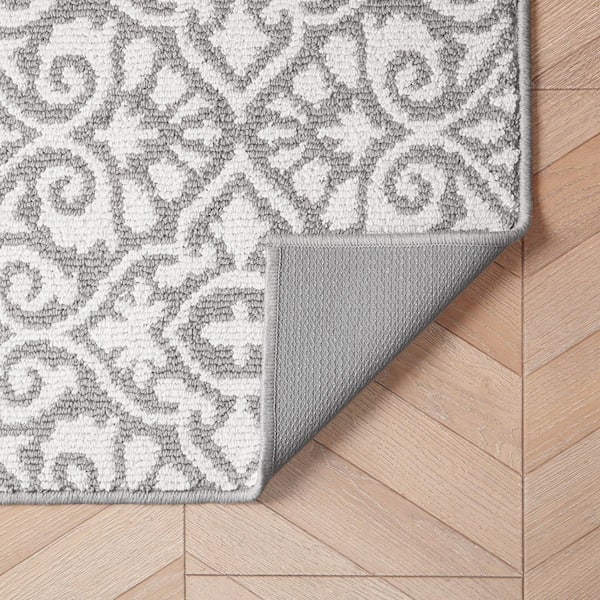 Feya Two-Tone Light Grey/Ivory 2 ft. x 5 ft Persian Polypropylene 2-Piece Rug Set