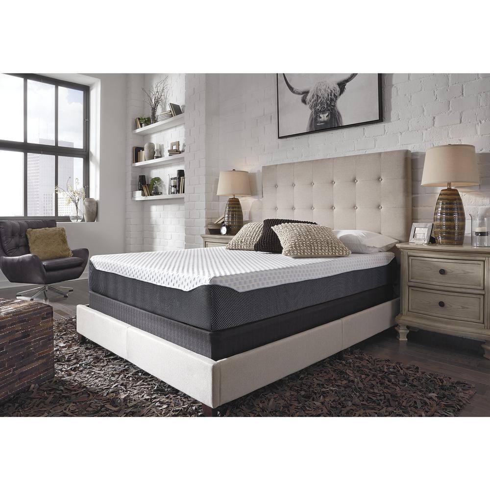 Queen Size White and Gray 10 Inch Memory Foam Mattress