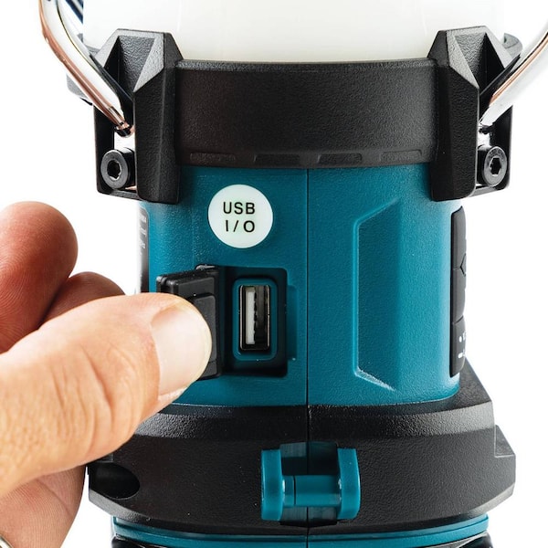 Makita 40V max XGT Cordless Lantern with Radio, Tool Only GRM04