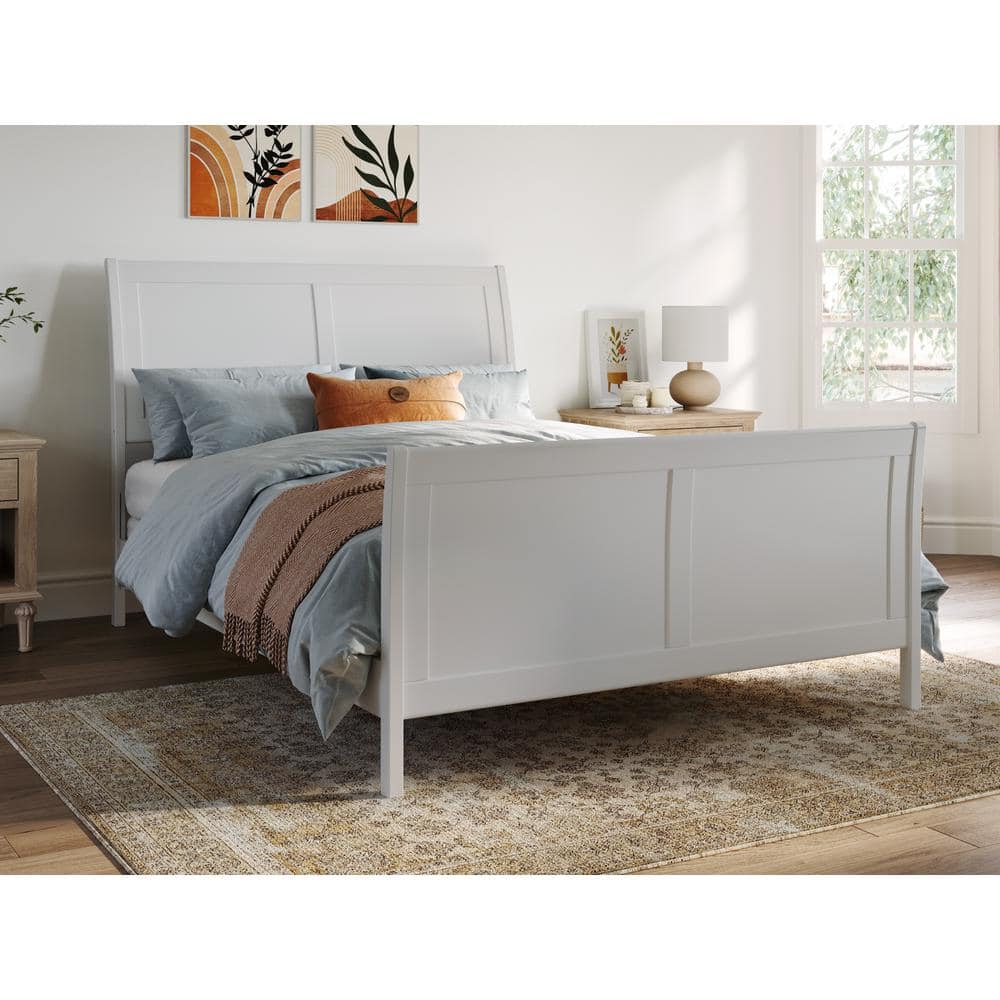 Portland White Full Size Wood Platform Bed with Headboard