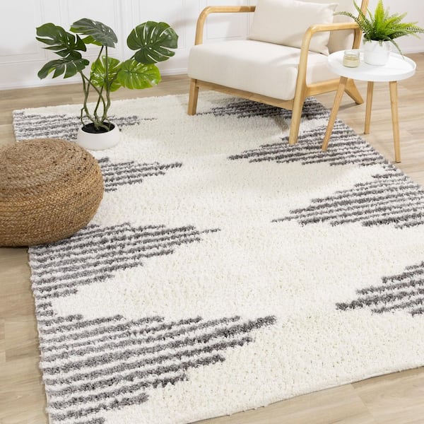 Marakai Collections 5 ft. x 8 ft. Beige Geometric Indoor Area Rug